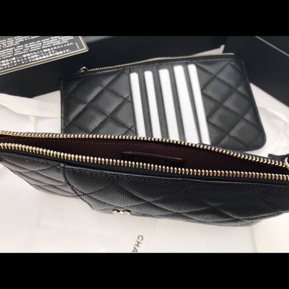 CHANEL Black Caviar Wallet GOLD Card Phone Holder - Picture 4 of 8